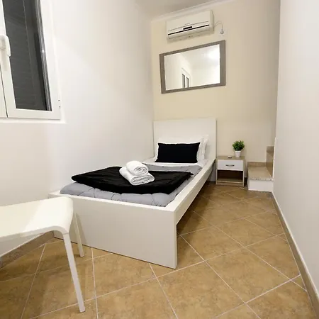 Easy Holidays - Leopardi Rome