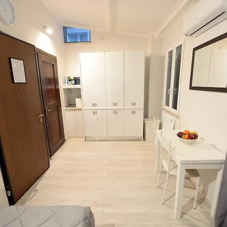 Easy Holidays - Leopardi * Rome