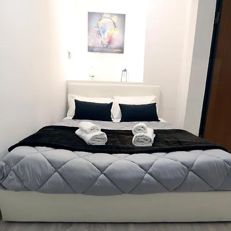 Easy Holidays - Leopardi Appartement