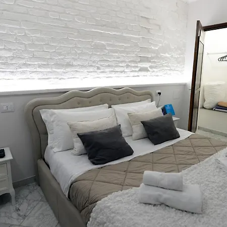 Easy Holidays - Leopardi Апартаменты *